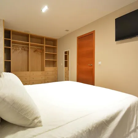 Galihost - Con Piscina En 펜션 *