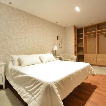 Galihost - Con Piscina En * 빌라가르시아 데 아로우사