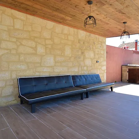 펜션 Galihost - Con Piscina En *