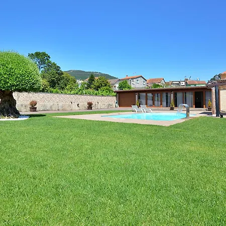 Galihost - Con Piscina En *